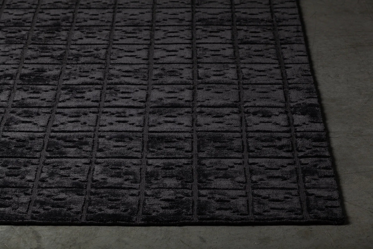 Chandra Keira KEI-50103 Black rug, corner detail