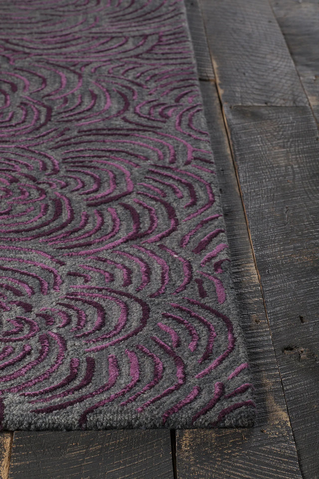 Chandra Leia LEI-42200 Plum and Grey rug, corner detail