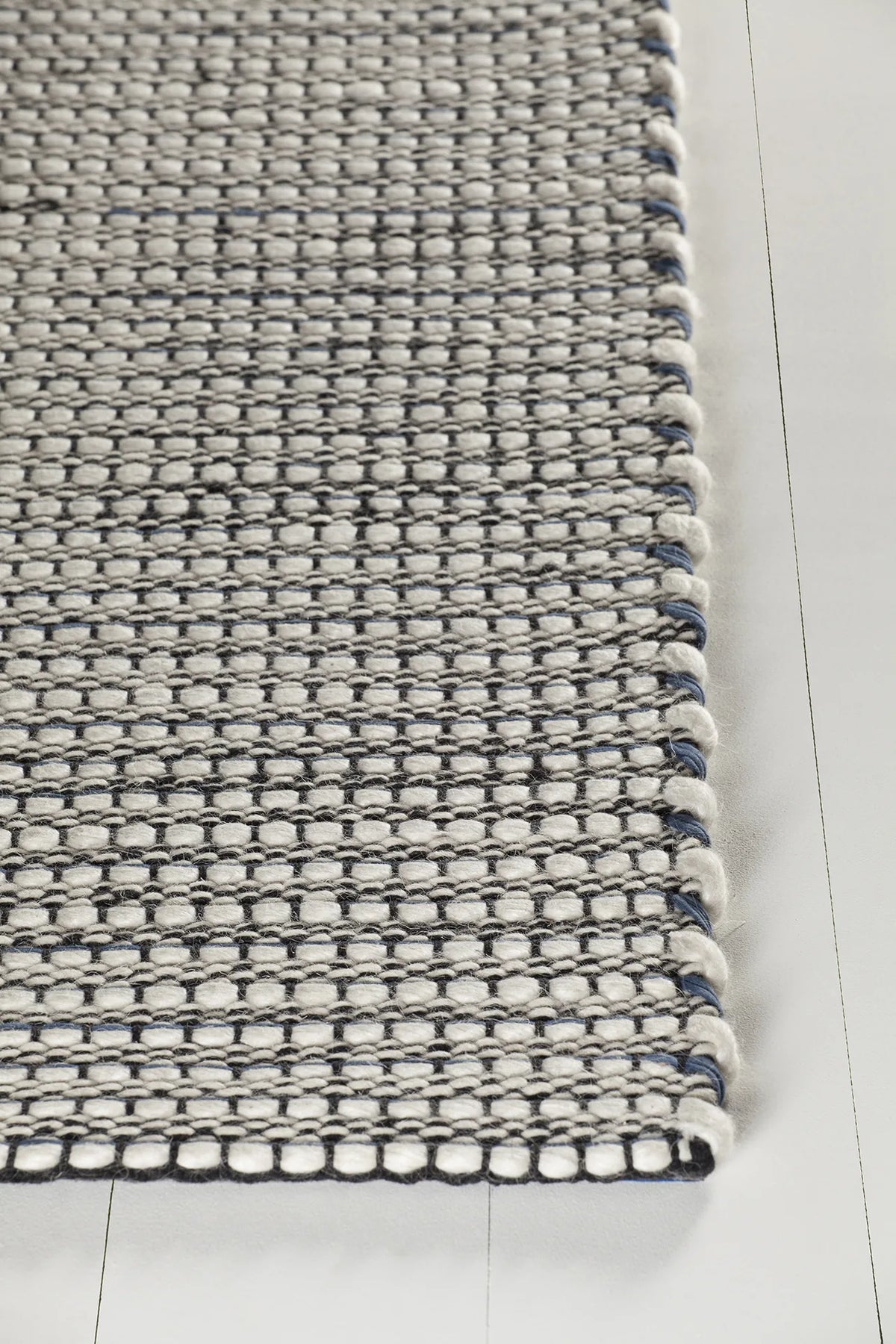 Chandra Lena LEN-44603 Blue and White and Grey and Black rug, corner detail