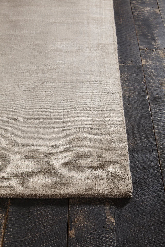 Chandra Orim ORI-26503 Tan rug, corner detail