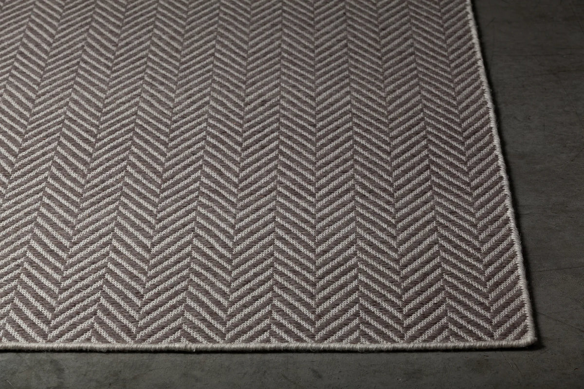 Chandra Paisley PAI-47303 Taupe rug, corner detail