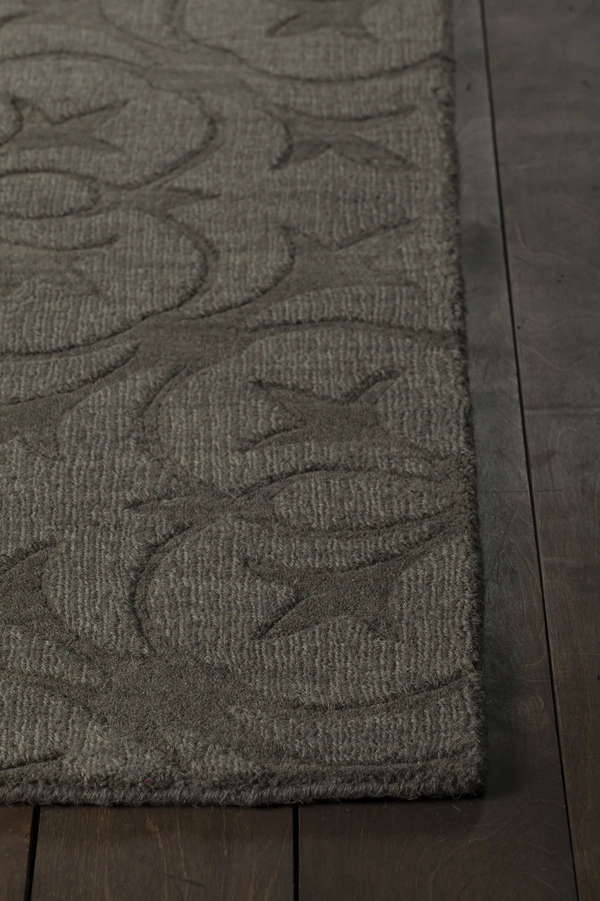 Chandra Rekha REK-29601 Taupe and Charcoal rug, corner detail
