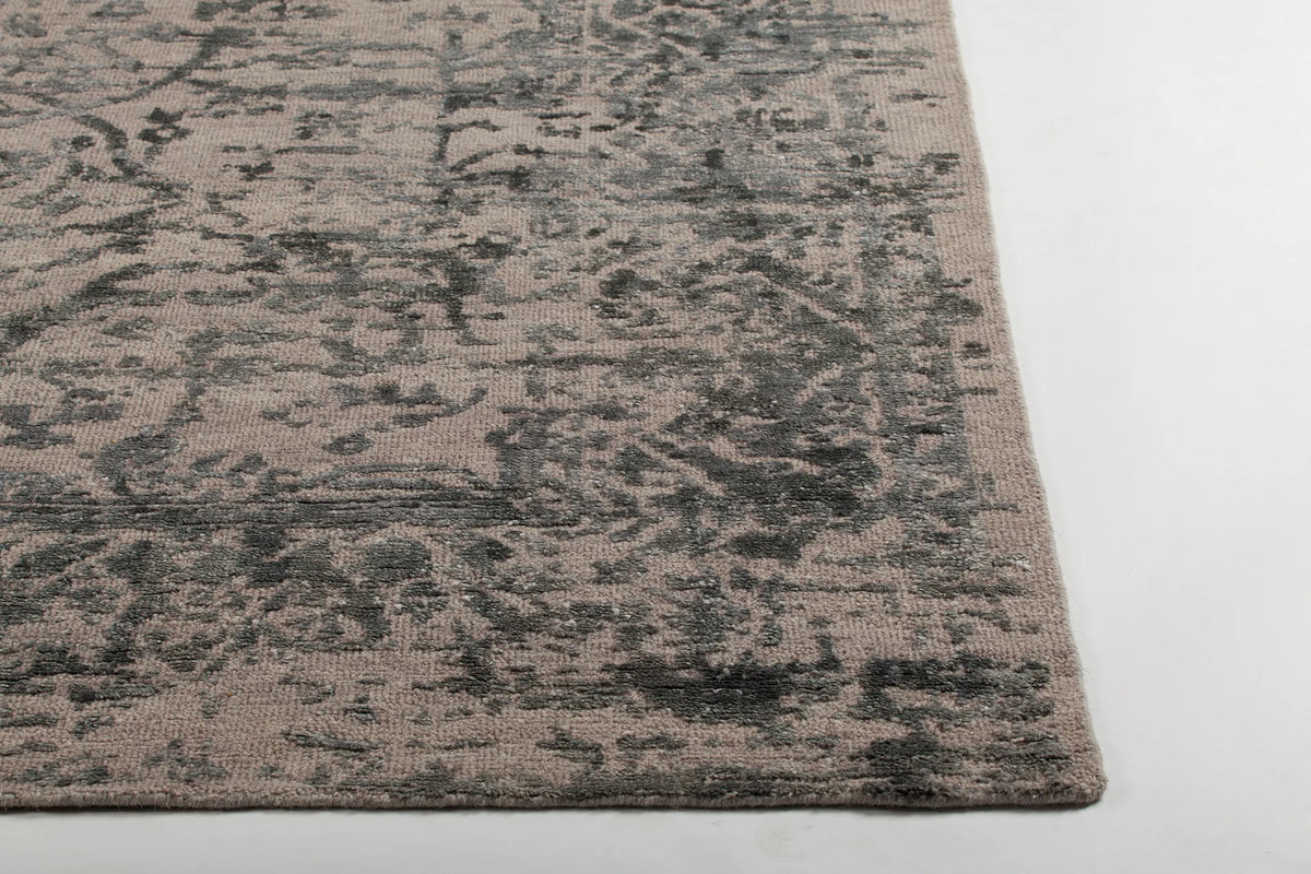 Chandra Sasha SAS-47003 Turquoise Blue and Silver rug, corner detail