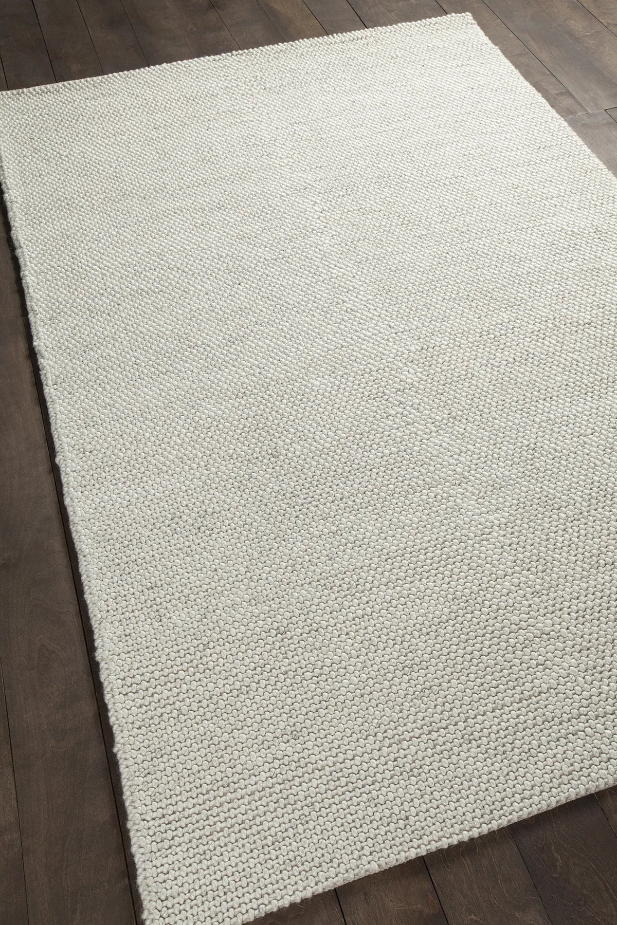 Chandra Sinatra SIN-10102 Cream rug, angled side view
