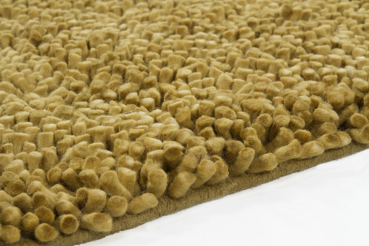 Chandra Strata STR-1109 Gold rug, corner detail