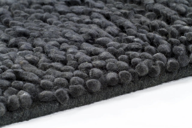 Chandra Strata STR-1125 Black rug, corner detail