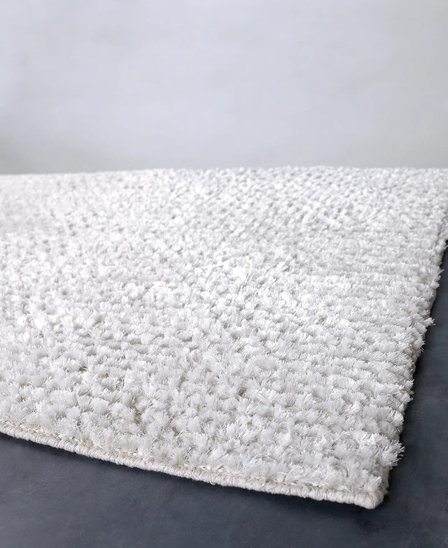Chandra Strata STR-1162 White rug, corner detail