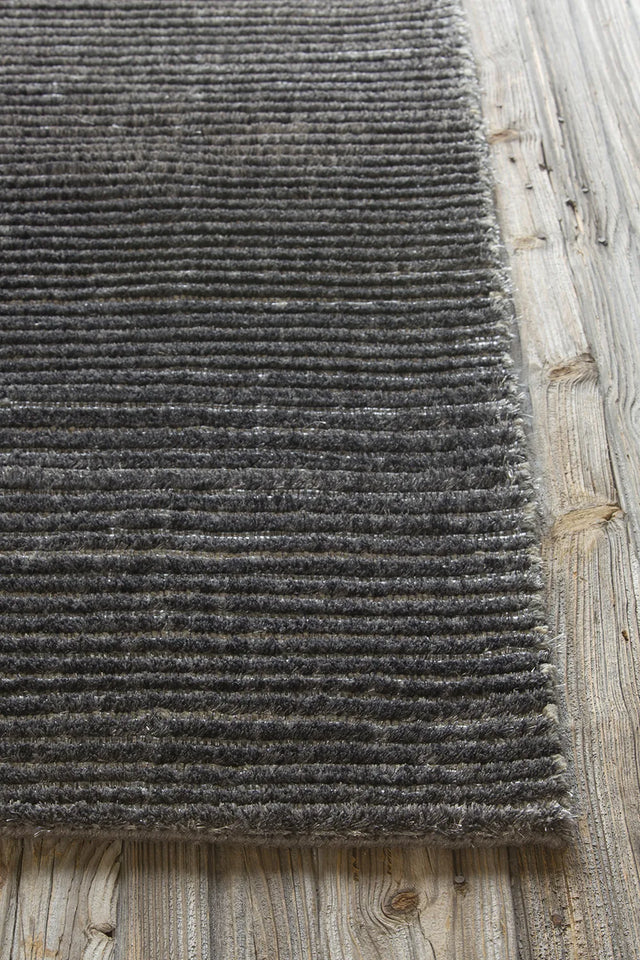 Chandra Ulrika ULR-15900 Grey rug, corner detail