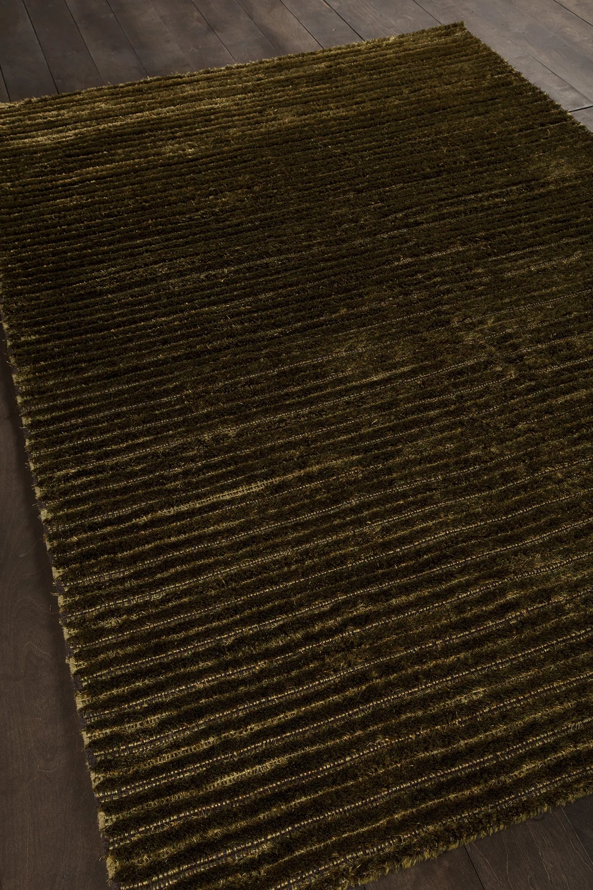 Chandra Ulrika ULR-15902 Green rug, angled side view