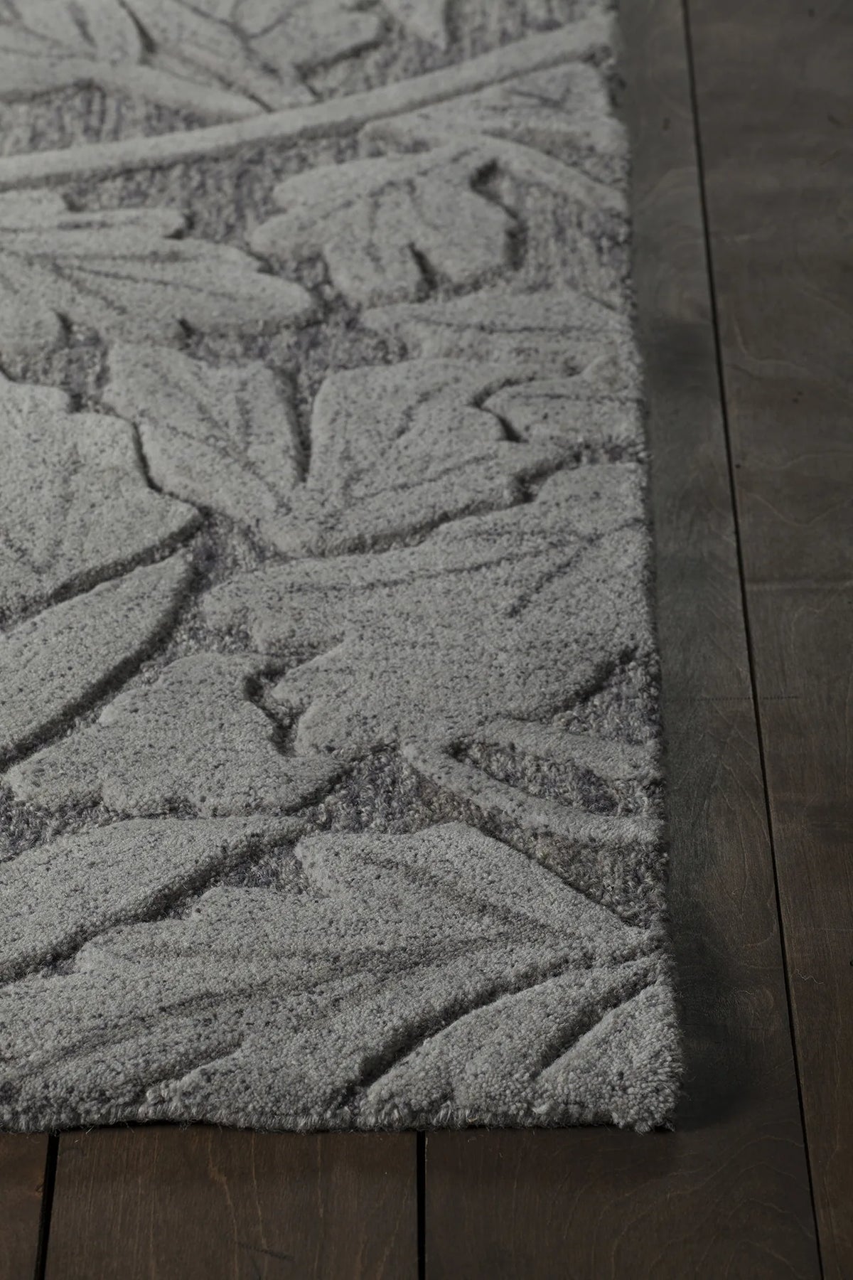 Chandra Yelena YEL-43800 grey and ivory rug, corner detail