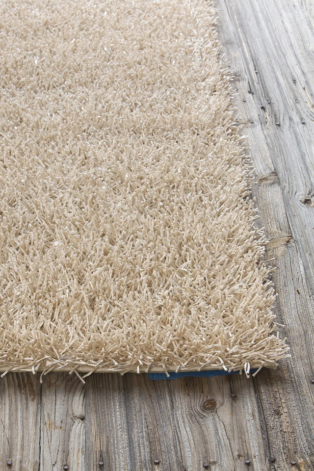 Chandra Zara ZAR-14520 Beige rug, corner detail