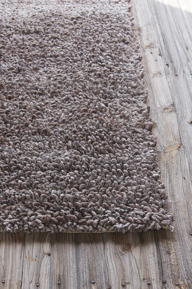 Chandra Zeal ZEA-20604 Charcoal rug, corner detail
