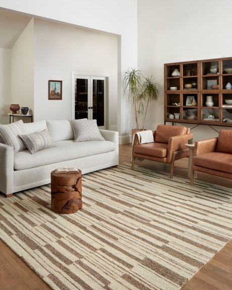 Chris Loves Julia x Loloi Polly Pol-04 Beige/Tobacco Rug.