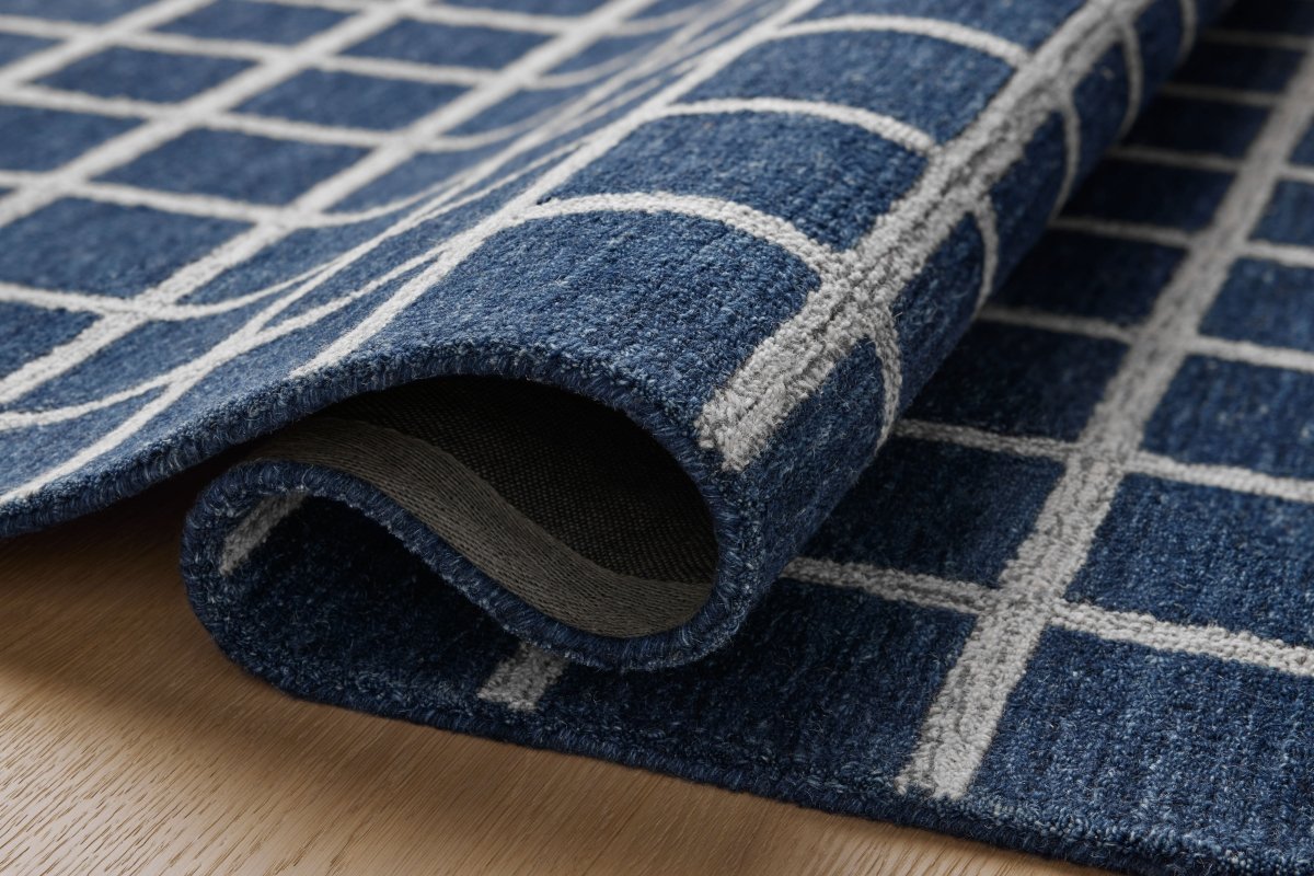Chris Loves Julia x Loloi Polly Pol-05 Navy/Silver Rug.