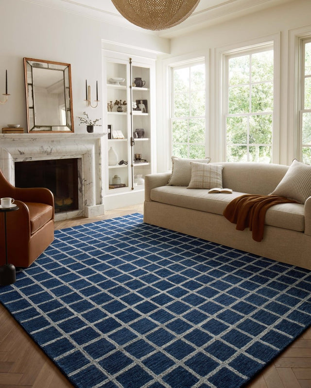 Chris Loves Julia x Loloi Polly Pol-05 Navy/Silver Rug.