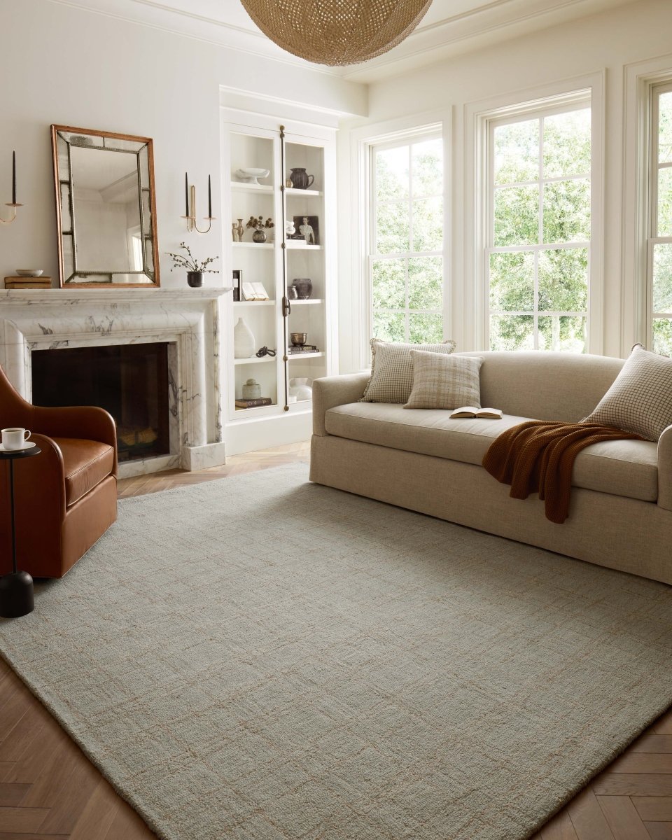 Chris Loves Julia x Loloi Polly Pol-09 Fog/Wheat Rug.