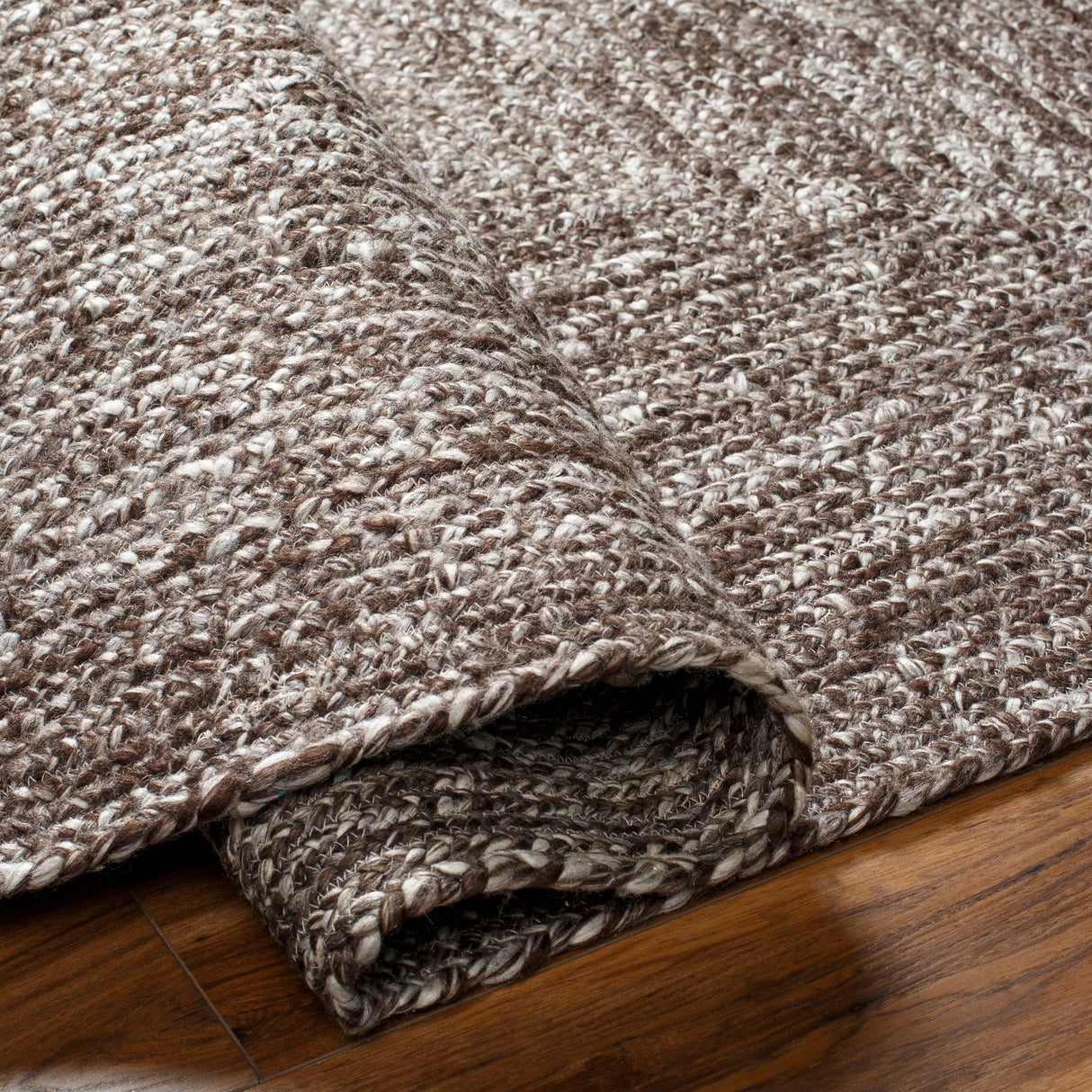 Surya Cologne Cog-2301 Grey, Nickel, Sage, Metallic - Silver, Eggplant Rug.