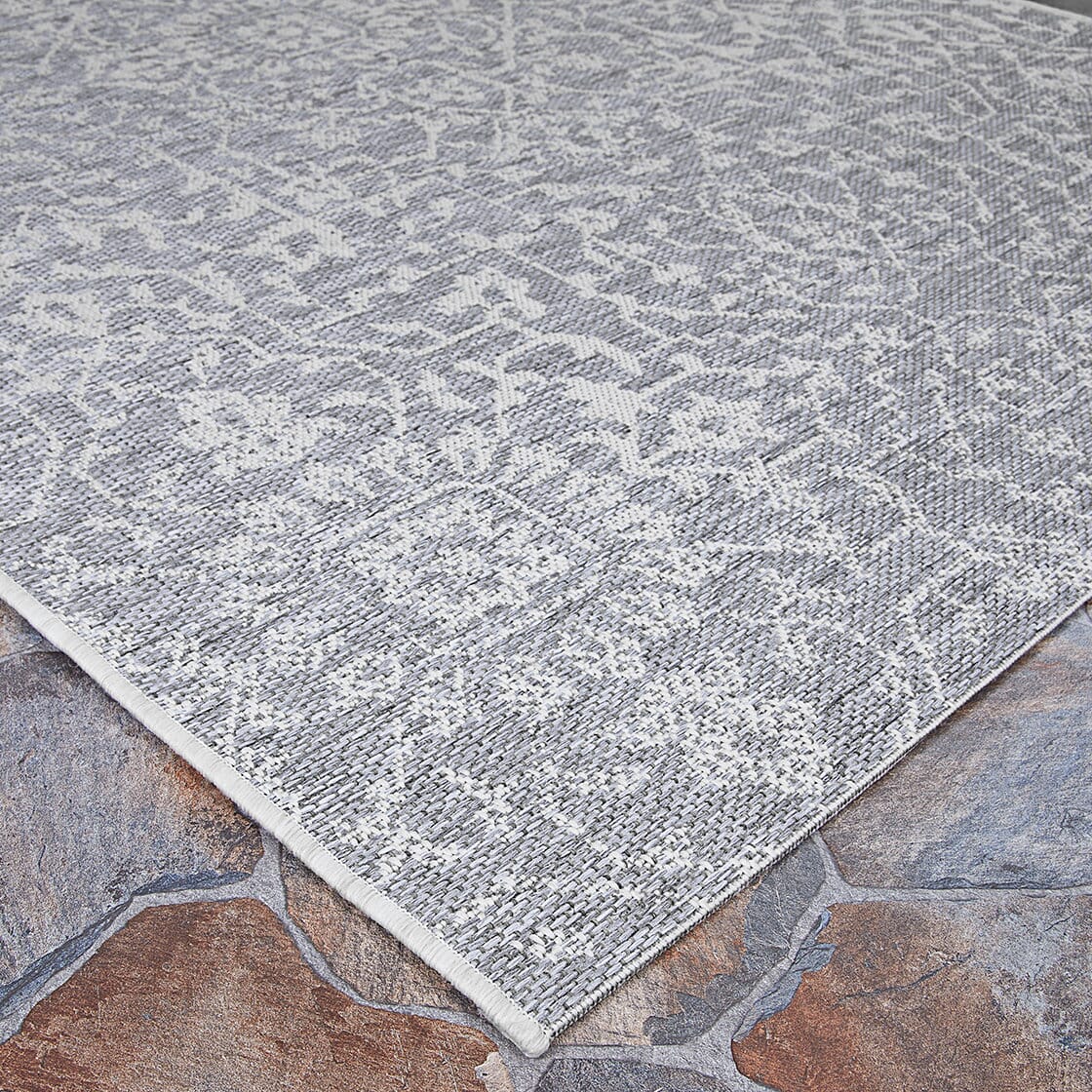 Couristan Monte Carlo Palmette 2329/4716 Grey / Ivory Rugs.