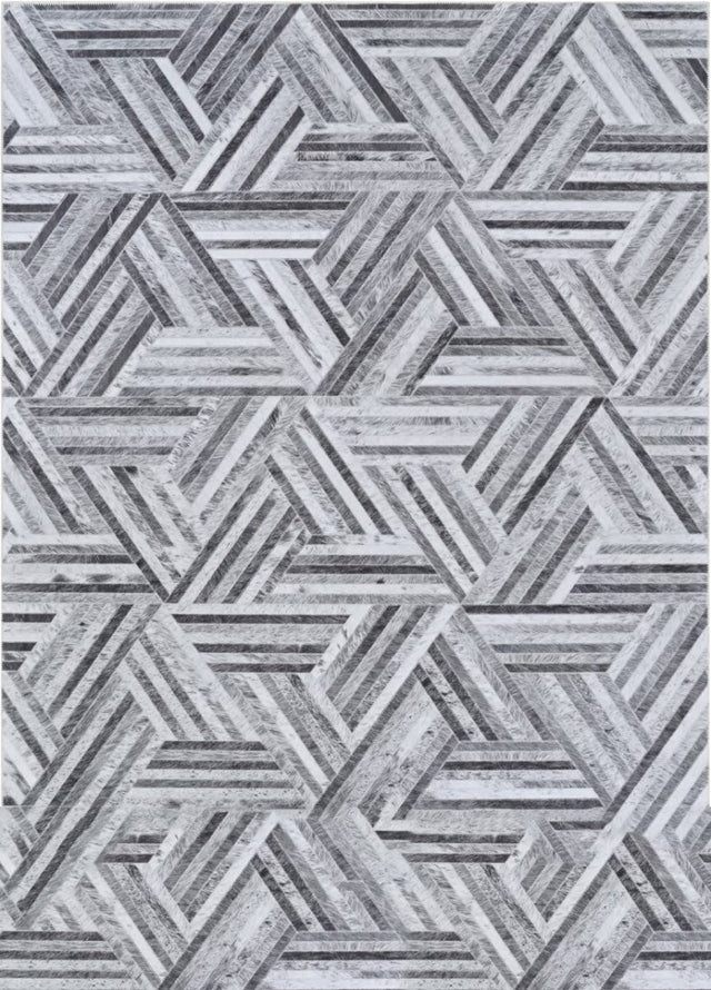 Couristan Prairie Archetype 2882/3514 Grey Black Rug.