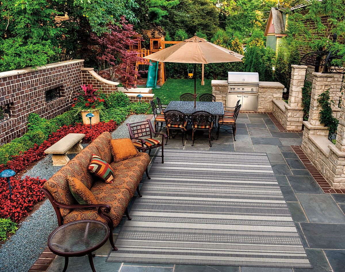 Couristan Recife Gazebo Stripe 5313/3312 Champ / Grey Rugs.