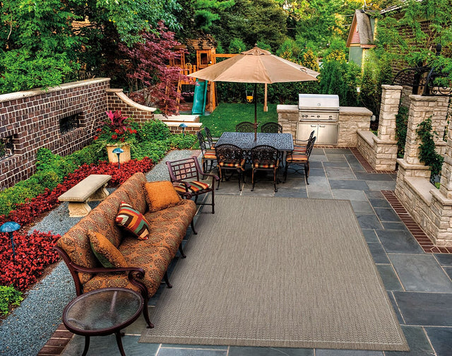 Couristan Recife Saddlestitch 1001/2312 Champagne / Taupe Rugs.