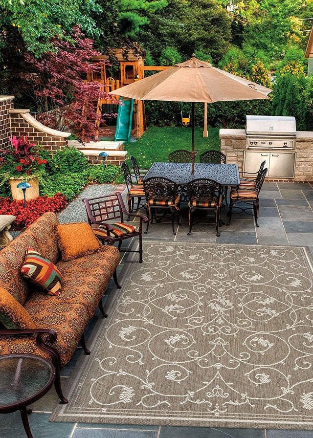 Couristan Recife Veranda 1583/2312 Champagne/Taupe Rug.