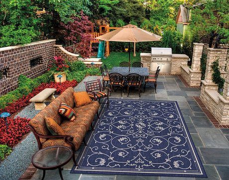 Couristan Recife Veranda 1583/6500 Ivory / Indigo Rugs.