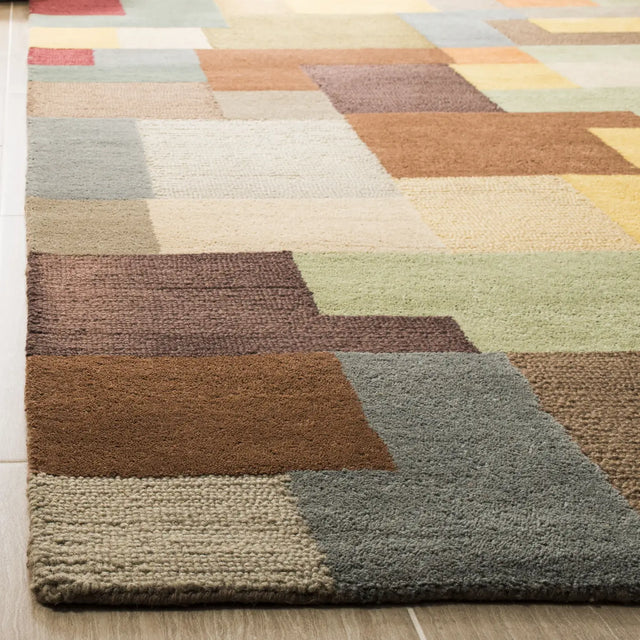 Safavieh Soho 3'-6" x 5'-6" Rug in Multi