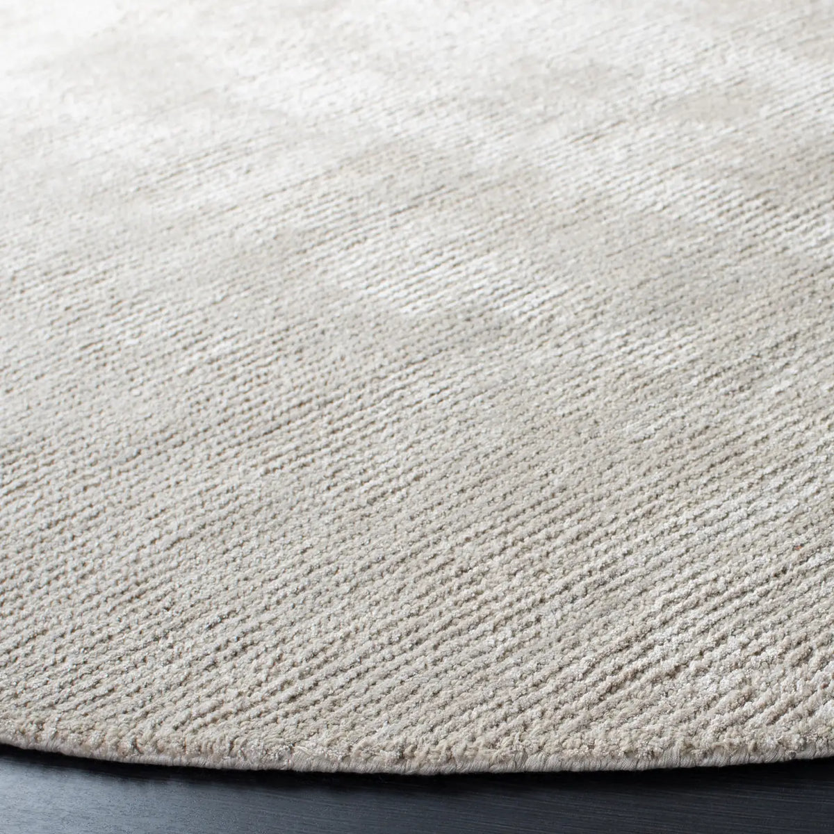 Safavieh Himalaya 6'-0" x 6'-0" Rug in Beige