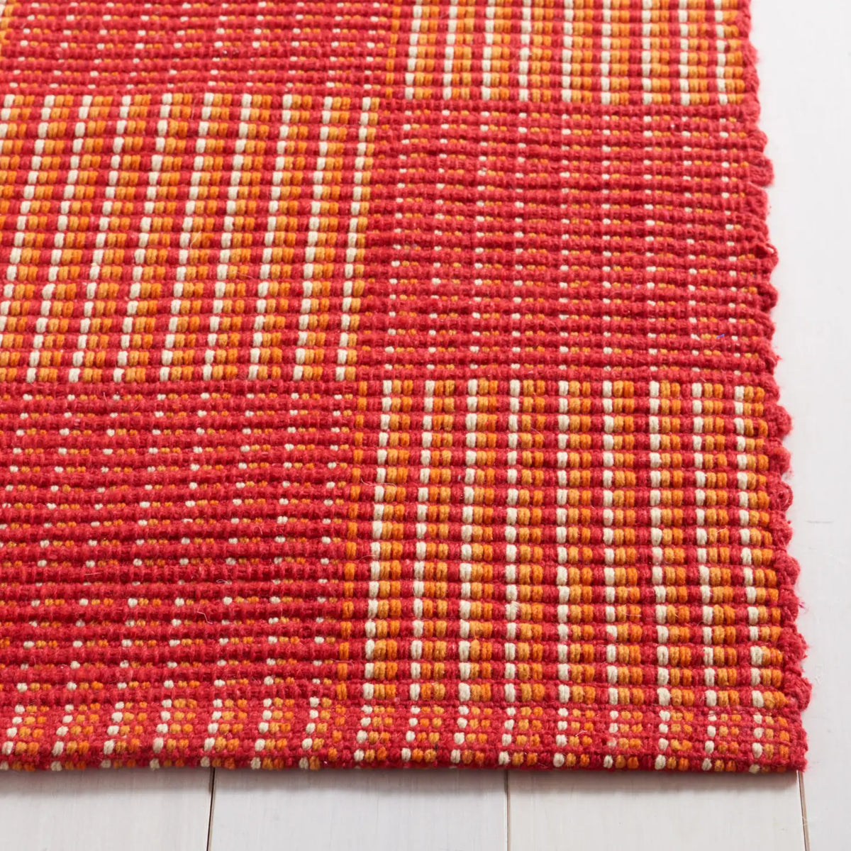 Safavieh Striped Kilim 4'-0" x 6'-0" Rug in Red / Rust