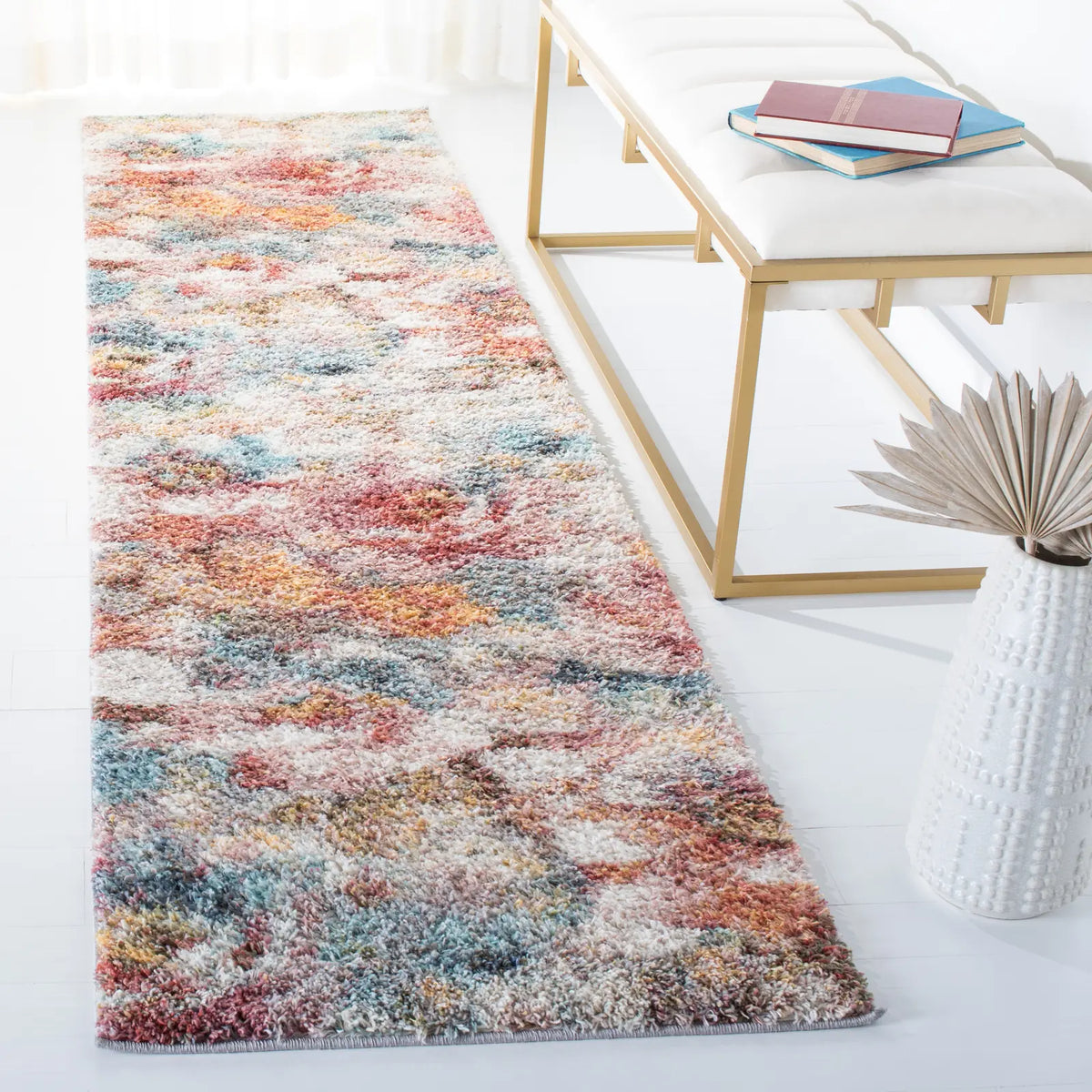 Safavieh Calista 2'-3" x 11'-0" Rug in Rust / Ivory