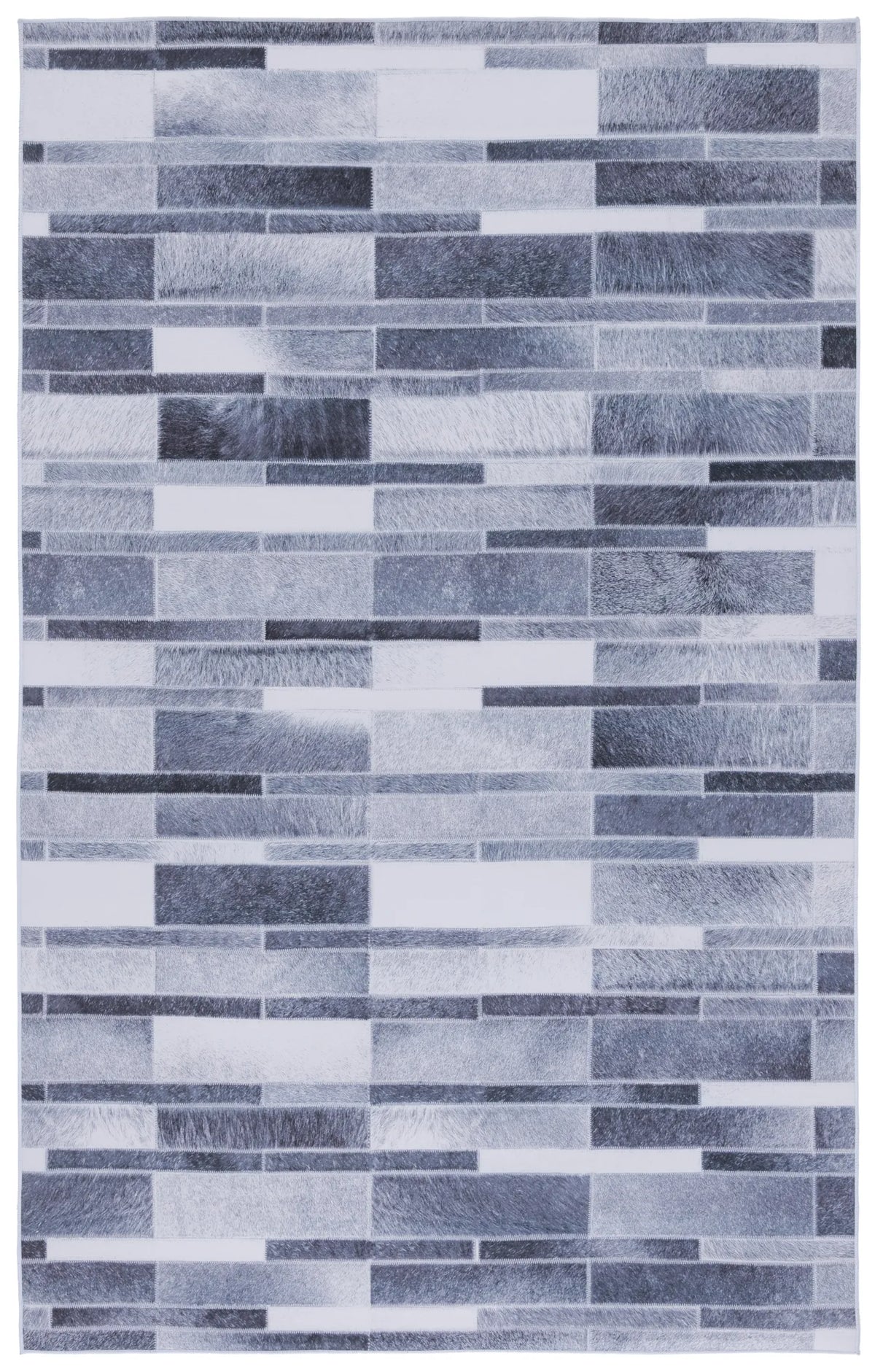 Safavieh Faux Hide 4'-0" x 6'-0" Rug in Grey / Ivory