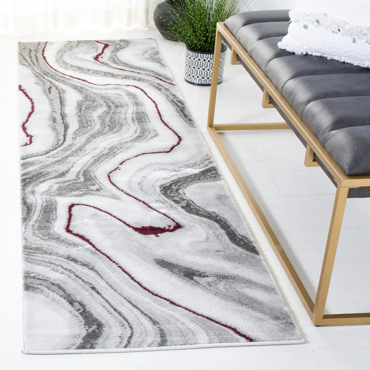 Safavieh Craft 2'-3" x 10'-0" Rug in Grey / Wine