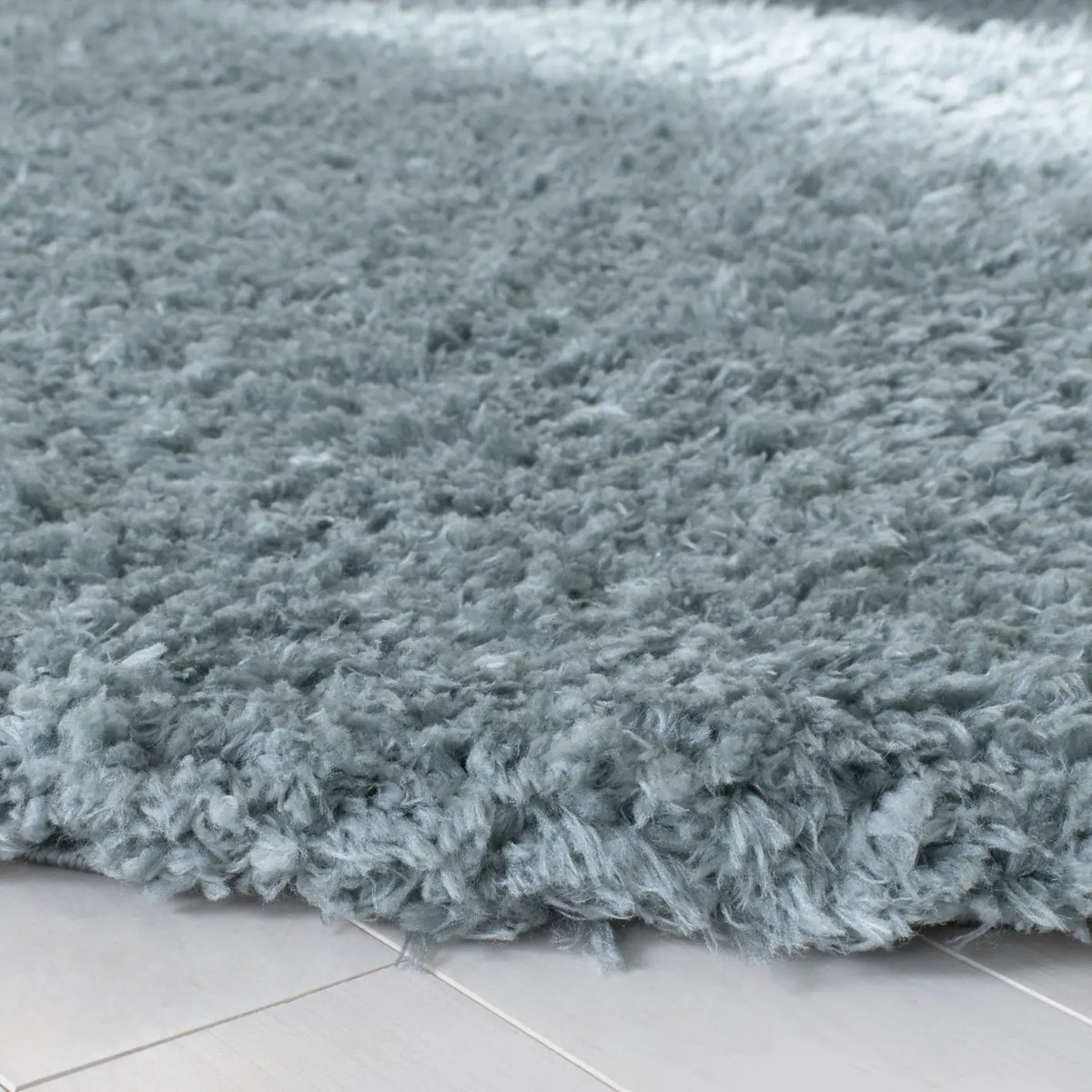 Safavieh Madrid Shag 200 6'-7" x 6'-7" Rug in Aqua