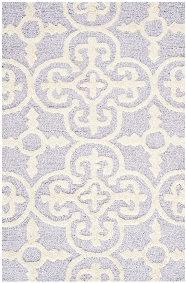 Safavieh Cambridge 2'-0" x 3'-0" Rug in Lavander / Ivory