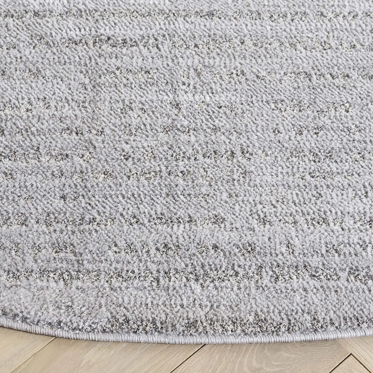 Safavieh Neptune 6'-7" x 6'-7" Rug in Light Grey / Grey