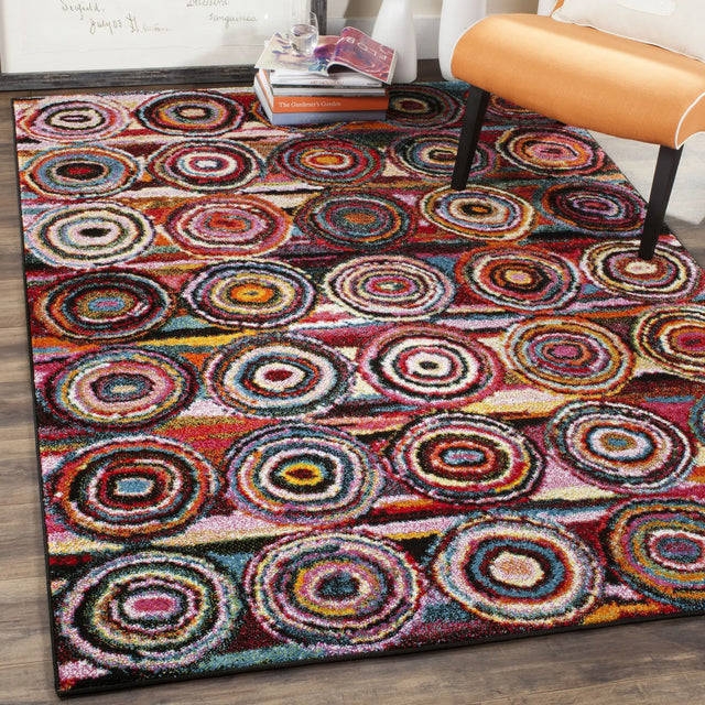Safavieh Aruba 4'-0" x 6'-0" Rug in Multi