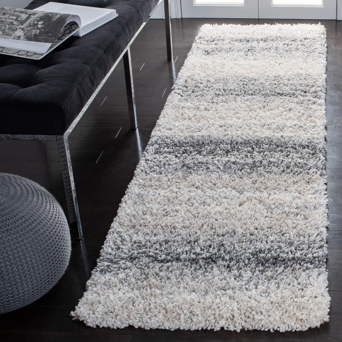 Safavieh Fontana Shag 800 2'-3" x 10'-0" Rug in Ivory / Grey