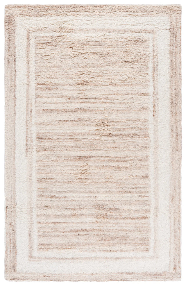 Safavieh Vermont 4'-0" x 6'-0" Rug in Beige / Ivory