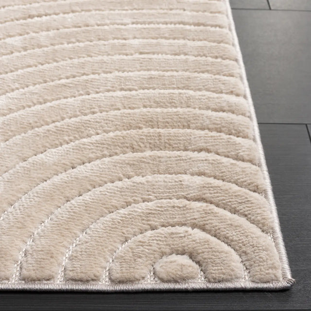 Safavieh Selena 5'-3" x 7'-6" Rug in Beige