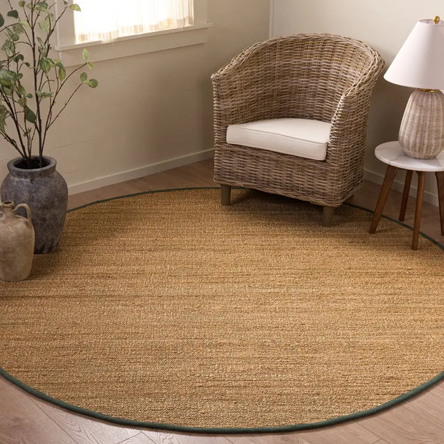 Safavieh Natural Fiber 7'-0" x 7'-0" Rug in Natural / Green