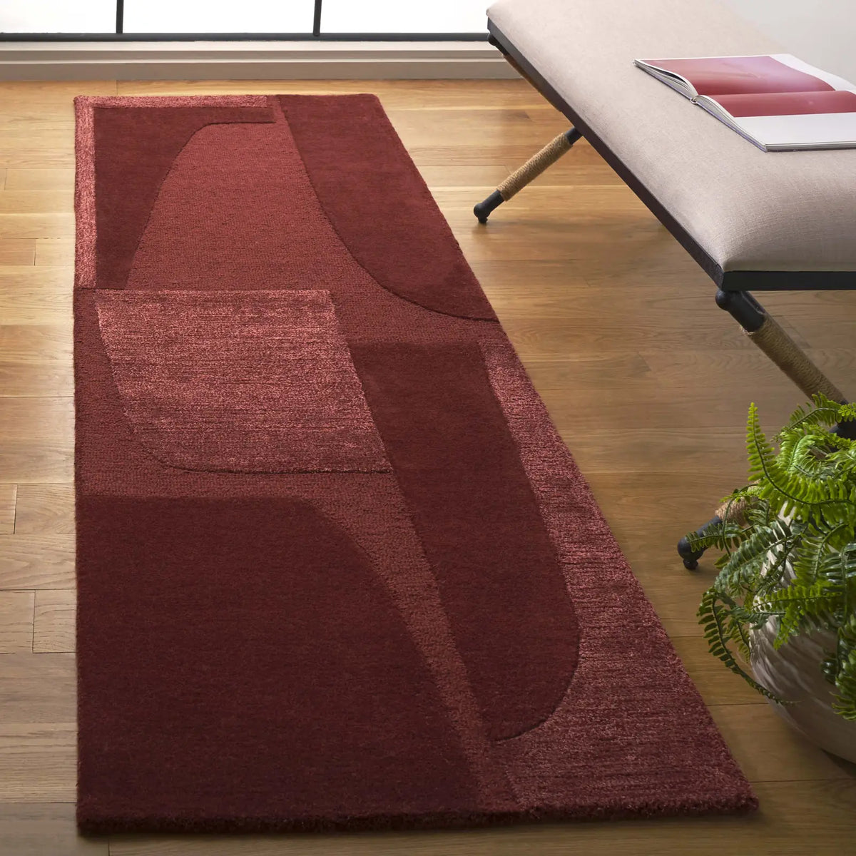 Safavieh Fifth Avenue 2'-3" x 7'-0" Rug in Rust