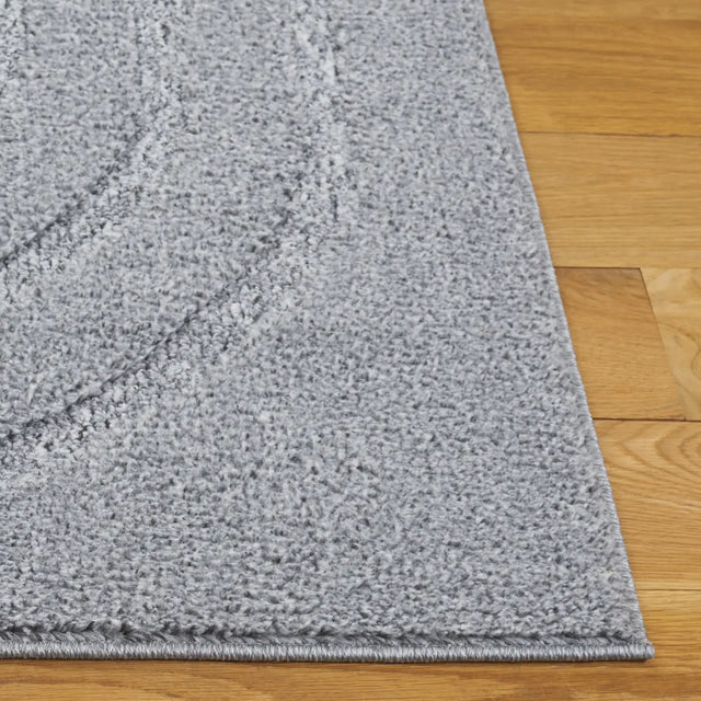 Safavieh Ramona 5'-3" x 7'-6" Rug in Grey