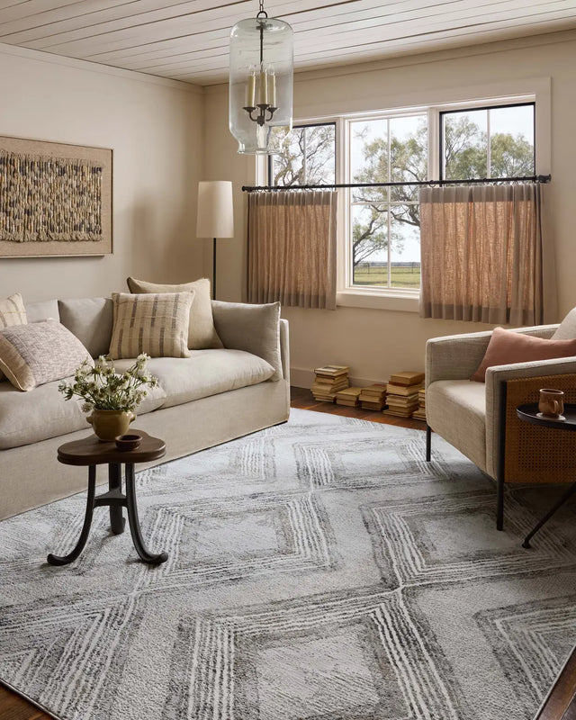 Loloi Hollis HOL-05 Mist / Natural Rug - room scene 3