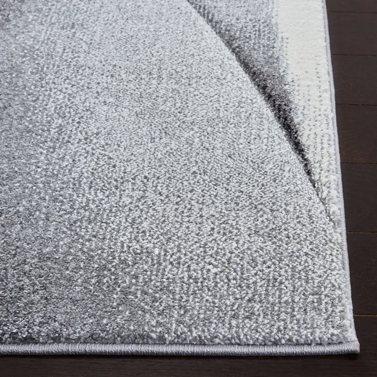 Safavieh Hollywood 4'-0" x 6'-0" Rug in Grey / Orange