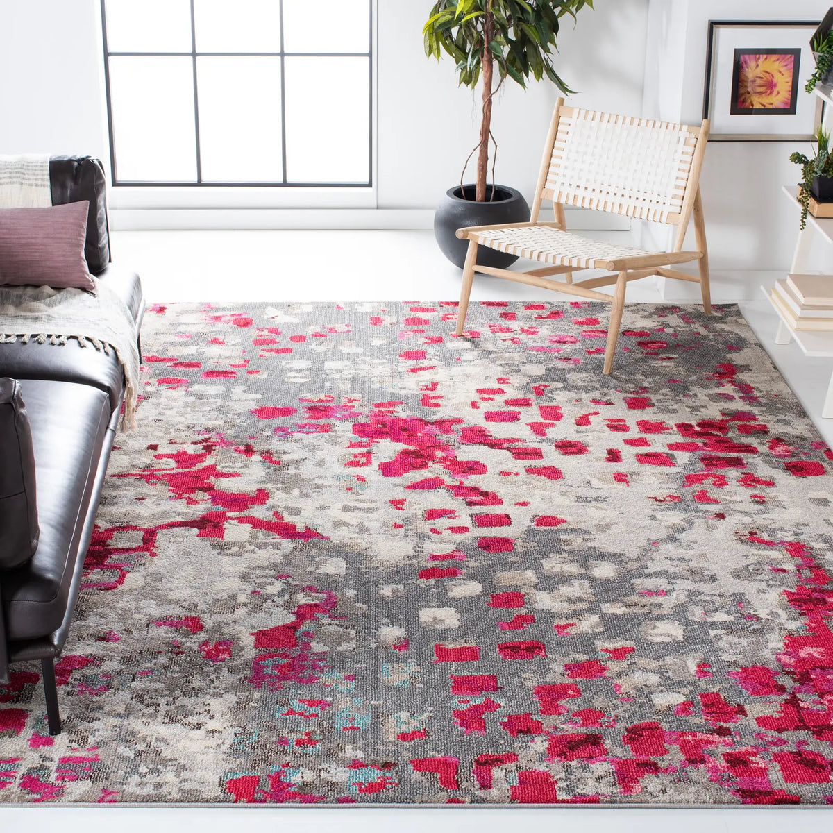 Safavieh Madison 10'-0" x 14'-0" Rug in Grey / Red