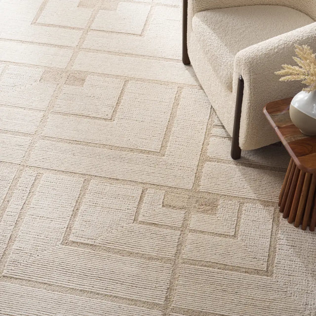 Safavieh Harvest 8'-0" x 10'-0" Rug in Beige / Ivory