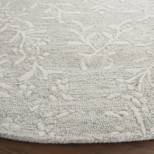 Safavieh Pine 6'-0" x 6'-0" Rug in Light Green / Ivory