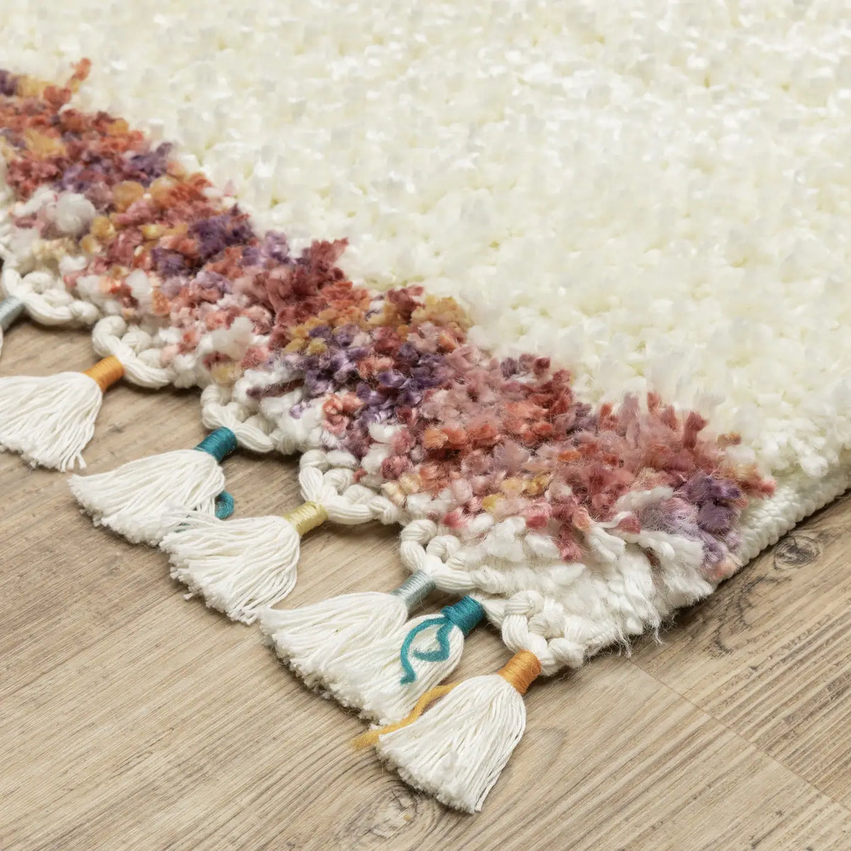 Oriental Weavers Sphinx Axis Ax04A Ivory/ Multi Rug - corner detail