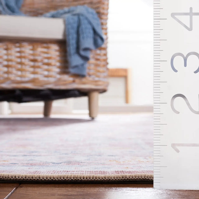 Safavieh Tucson 4'-0" x 6'-0" Rug in Rust / Beige